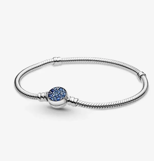 Luxury Wedding Bracelet Sets-Pandora Moments Sparkling Blue Disc Clasp Snake Chain Bracelet