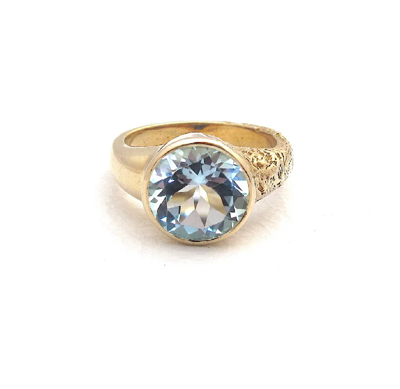 Fashionable Gemstone Wedding Rings-Fragment Blue Topaz Ring