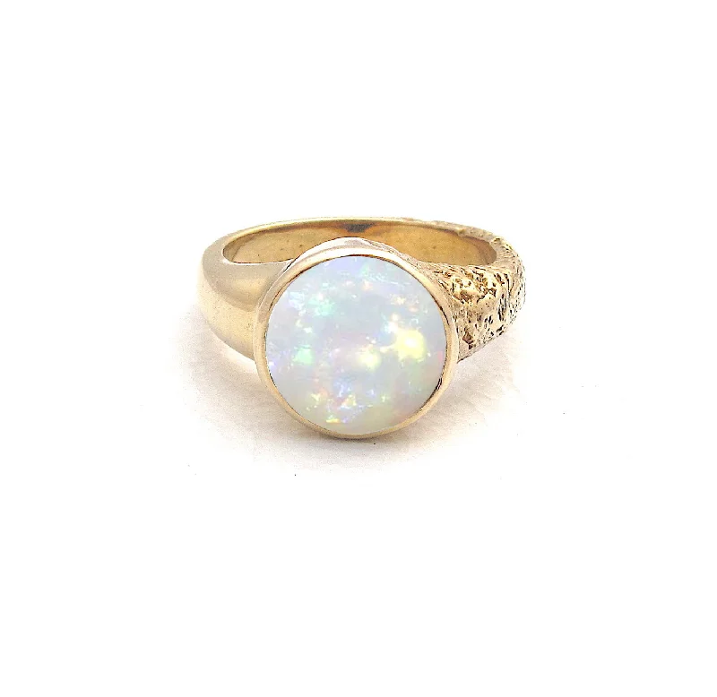 High-End Diamond Rings-Fragment Opal Ring